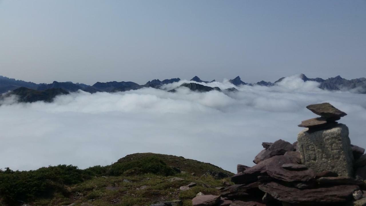 Gite De Montagne Du Plateau De Lhers- Accueil Randonneurs アクー エクステリア 写真